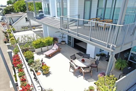 Photo of property in 1/371 Wakefield Quay, Stepneyville, Nelson, 7010