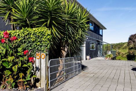 Photo of property in 48 Kawei Road, Ohawe, Hawera, 4671