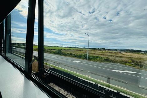 Photo of property in 5 Kairakau Street, Takanini, 2110