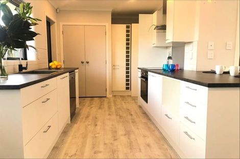 Photo of property in 2/34 Woolfield Road, Papatoetoe, Auckland, 2025