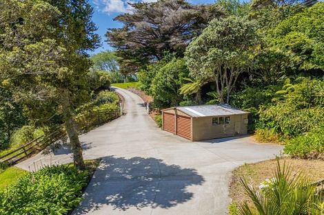 Photo of property in 586 Whitford Road, Whitford, Howick, 2571