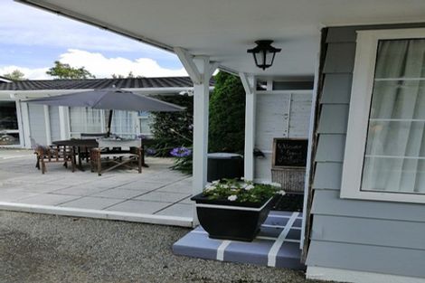 Photo of property in 98 Rimu Road, Raumati Beach, Paraparaumu, 5032