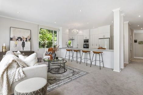 Photo of property in 47 English Oak Drive, Schnapper Rock, Auckland, 0632