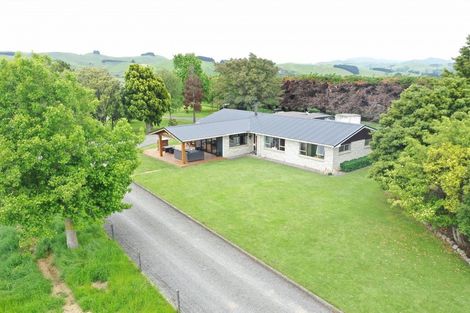 Photo of property in 1008 Cowper Road, Dannevirke, 4976