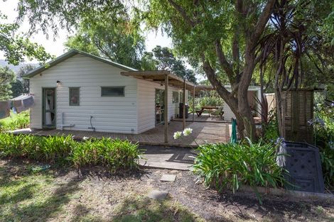 Photo of property in 51 Pa Road, Hahei, Whitianga, 3591