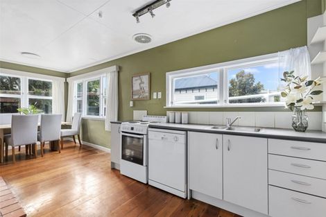 Photo of property in 20 Studholme Street, Morrinsville, 3300