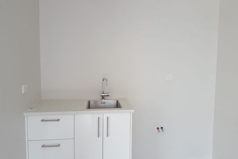 Photo of property in 1/19 Hauraki Crescent, Pinehill, Auckland, 0632