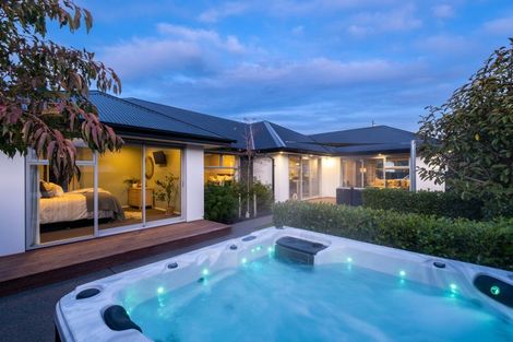 Photo of property in 8 Whincops Road, Halswell, Christchurch, 8025