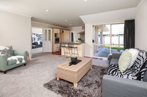 Photo of property in 4 Holford Place, Huntington, Hamilton, 3210