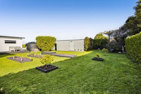 Photo of property in 427 Cardiff Road, Pembroke, Stratford, 4391