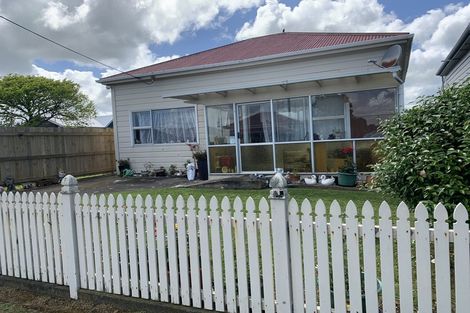 Photo of property in 78 Disraeli Street, Hawera, 4610