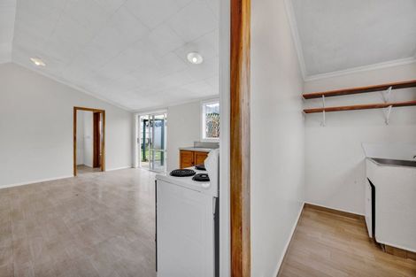 Photo of property in 66 Cloten Road, Stratford, 4332