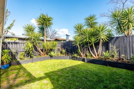 Photo of property in 8 Root Street, Gisborne, 4010