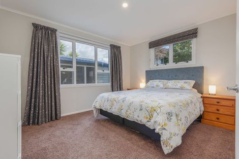 Photo of property in 5 Ilford Place, Awapuni, Palmerston North, 4412