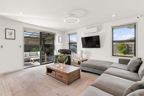 Photo of property in 8 Cupples Street, Papamoa Beach, Papamoa, 3118