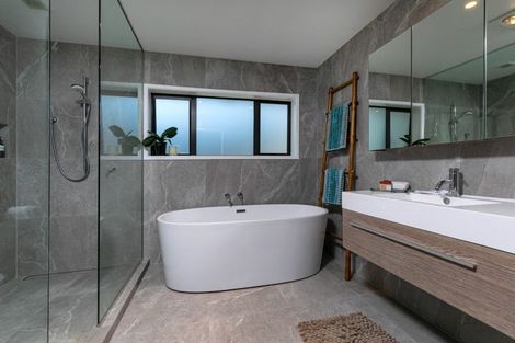 Photo of property in 66 Rame Road, Greenhithe, Auckland, 0632