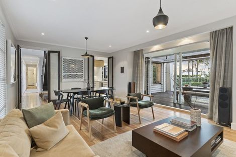 Photo of property in 34 Edgars Road, Westmere, Auckland, 1022