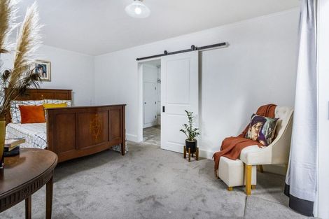 Photo of property in 553 Richardson Road, Mount Roskill, Auckland, 1041