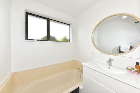 Photo of property in 3/18 Division Street, Riccarton, Christchurch, 8041