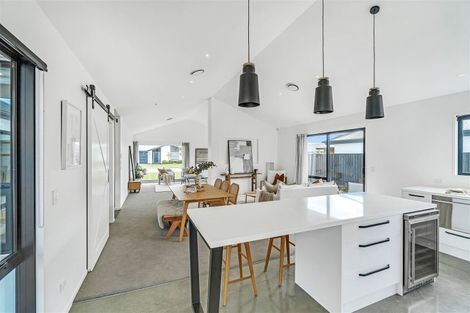 Photo of property in 16 William Deans Drive, Prebbleton, 7604