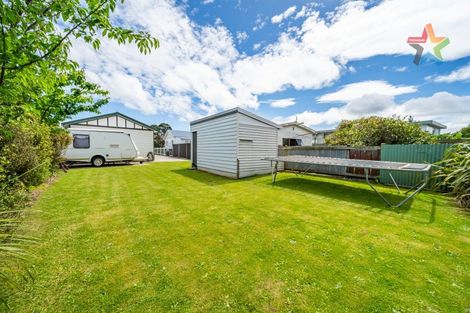 Photo of property in 40 Awamutu Grove, Waiwhetu, Lower Hutt, 5010