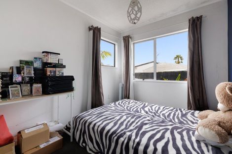 Photo of property in 21b Doncaster Drive, Papamoa Beach, Papamoa, 3118