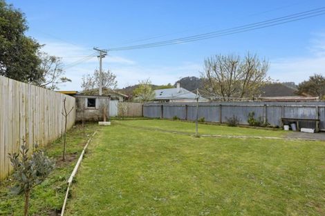 Photo of property in 2 Biddle Crescent, Taita, Lower Hutt, 5011