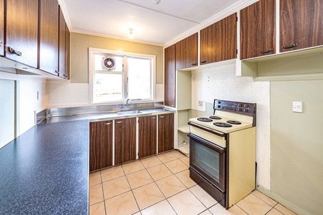 Photo of property in 3 Jackson Street, College Estate, Whanganui, 4500