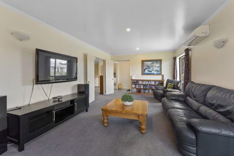 Photo of property in 24 Millhaven Place, Otaki, 5512