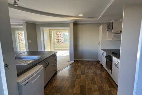 Photo of property in 11 Wittys Road, Avonhead, Christchurch, 8042