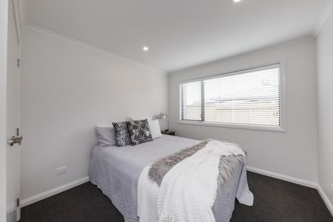Photo of property in 5 Freedom Drive, Kelvin Grove, Palmerston North, 4414