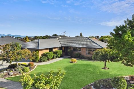 Photo of property in 3 Hoult Crescent, Monaco, Nelson, 7011