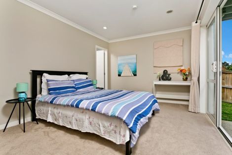 Photo of property in 15 Korihi Drive, Swanson, Auckland, 0614