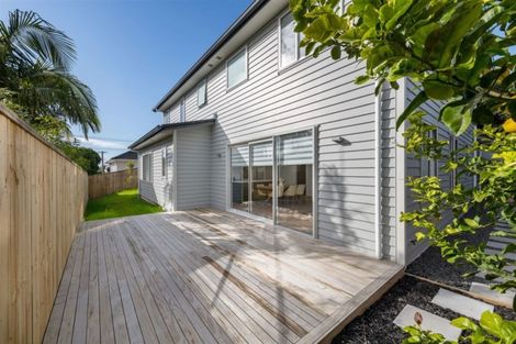 Photo of property in 123a Wharf Road, Te Atatu Peninsula, Auckland, 0610