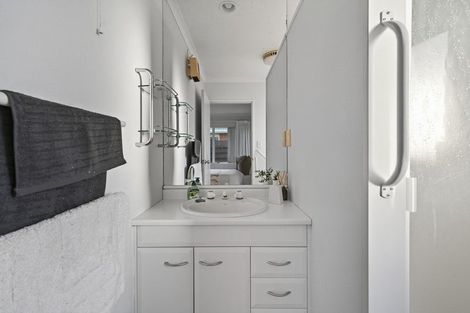 Photo of property in 184 Grenada Street, Mount Maunganui, 3116