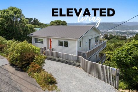 Photo of property in 60 Maungaraki Road, Korokoro, Lower Hutt, 5012