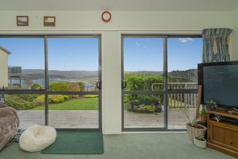 Photo of property in 9 Christa Court, Whitianga, 3510