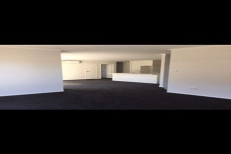 Photo of property in 59 Te Kio Crescent, Papamoa Beach, Papamoa, 3118