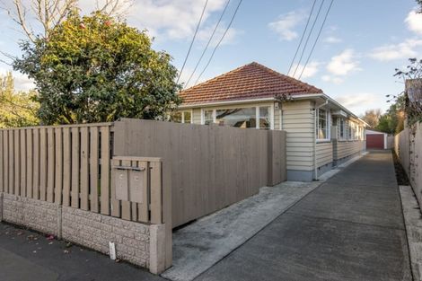 Photo of property in 2/14 James K Baxter Place, Addington, Christchurch, 8024