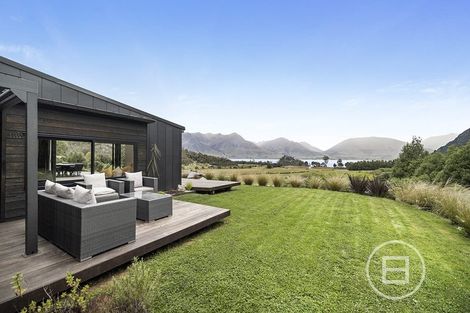 Photo of property in 18 Lookout Drive, Mount Creighton, Queenstown, 9371