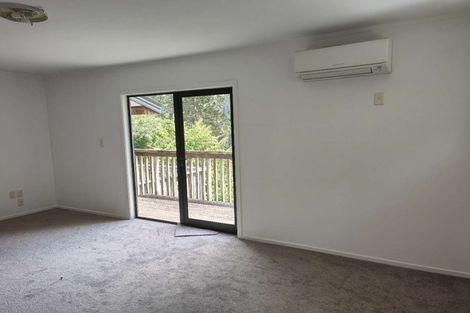 Photo of property in 1008c East Coast Road, Fairview Heights, Auckland, 0630