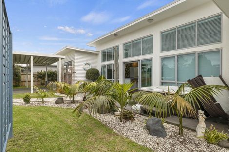 Photo of property in 15 Ti Tree Place, Mangawhai Heads, Mangawhai, 0505