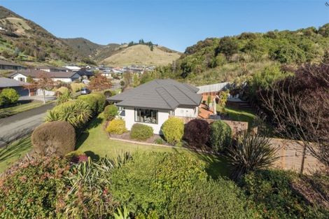 Photo of property in 21 Frenchay Drive, Atawhai, Nelson, 7010