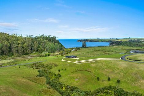 Photo of property in 19 Hurihuri Road, Okura Bush, Silverdale, 0794