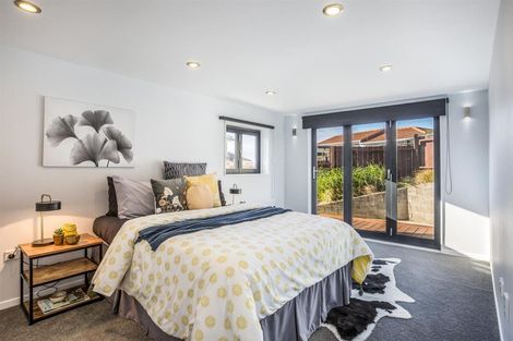 Photo of property in 15 Patiki Place, Titahi Bay, Porirua, 5022