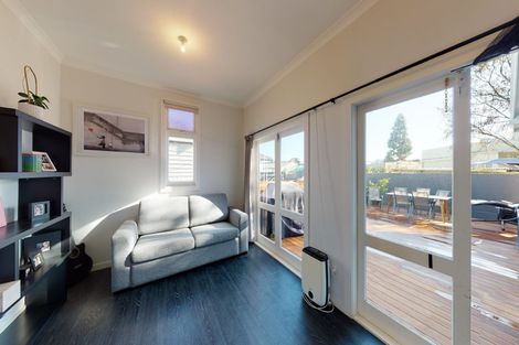 Photo of property in 28 Godwin Crescent, College Estate, Whanganui, 4500