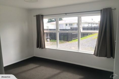 Photo of property in 9 Kambalda Street, Mangere Bridge, Auckland, 2022