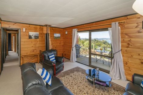 Photo of property in 12 Miro Place, Whitianga, 3510