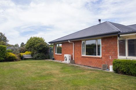 Photo of property in 71 North Terrace, Darfield, 7510