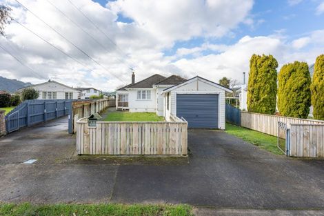 Photo of property in 20 Oxford Crescent, Ebdentown, Upper Hutt, 5018